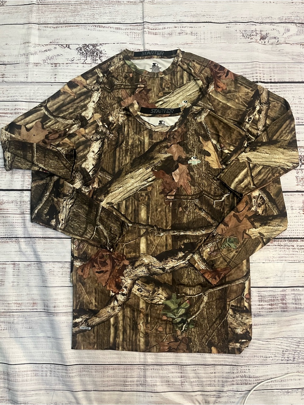 Starter Mossy Oak Breakup Infinity
Mens XL Long Sleeve Hunting Shirt (Lot Of 2)